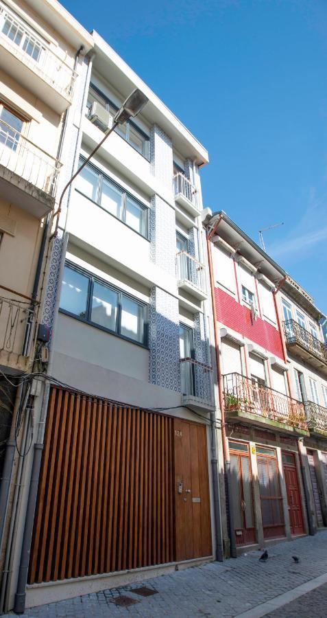 Guest H4U - Porto Batalha City Center Bagian luar foto