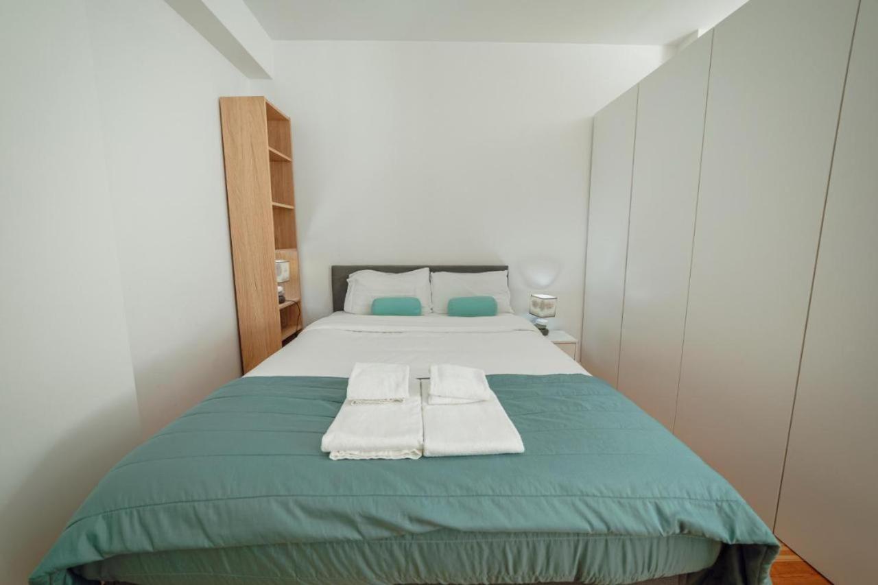 Guest H4U - Porto Batalha City Center Bagian luar foto
