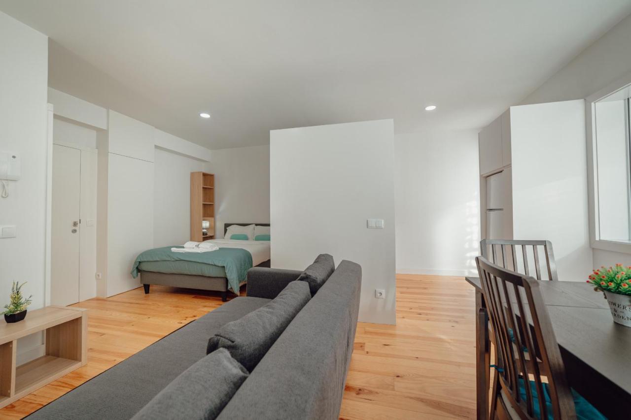 Guest H4U - Porto Batalha City Center Bagian luar foto