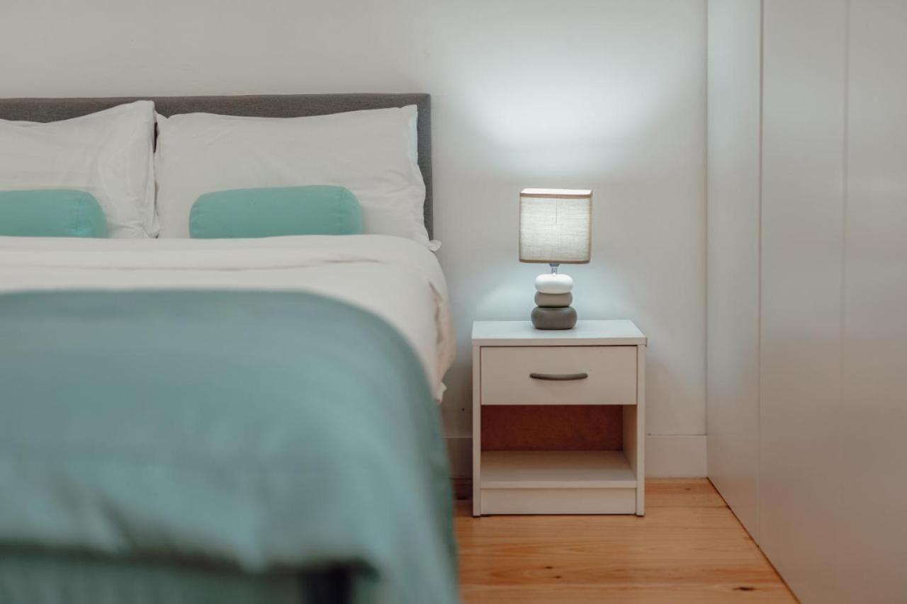 Guest H4U - Porto Batalha City Center Bagian luar foto