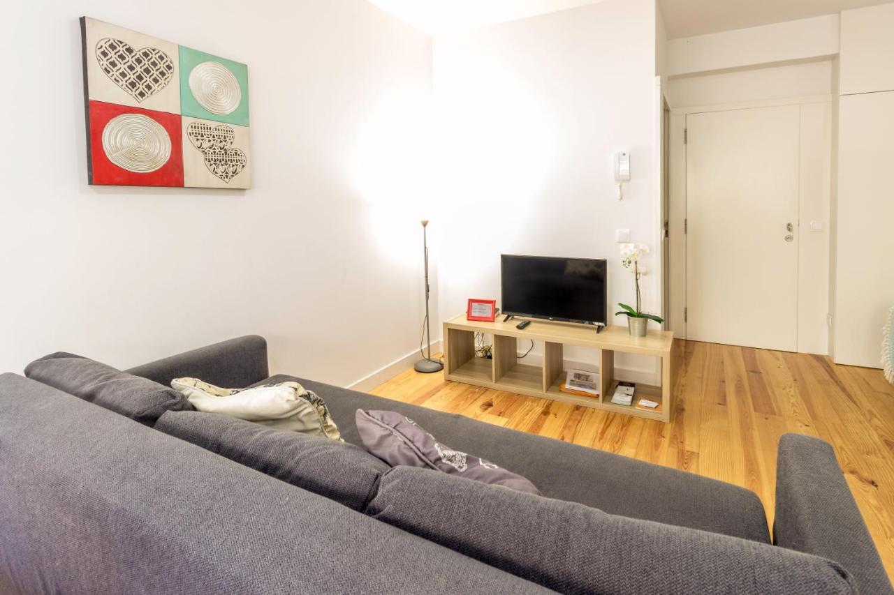 Guest H4U - Porto Batalha City Center Bagian luar foto