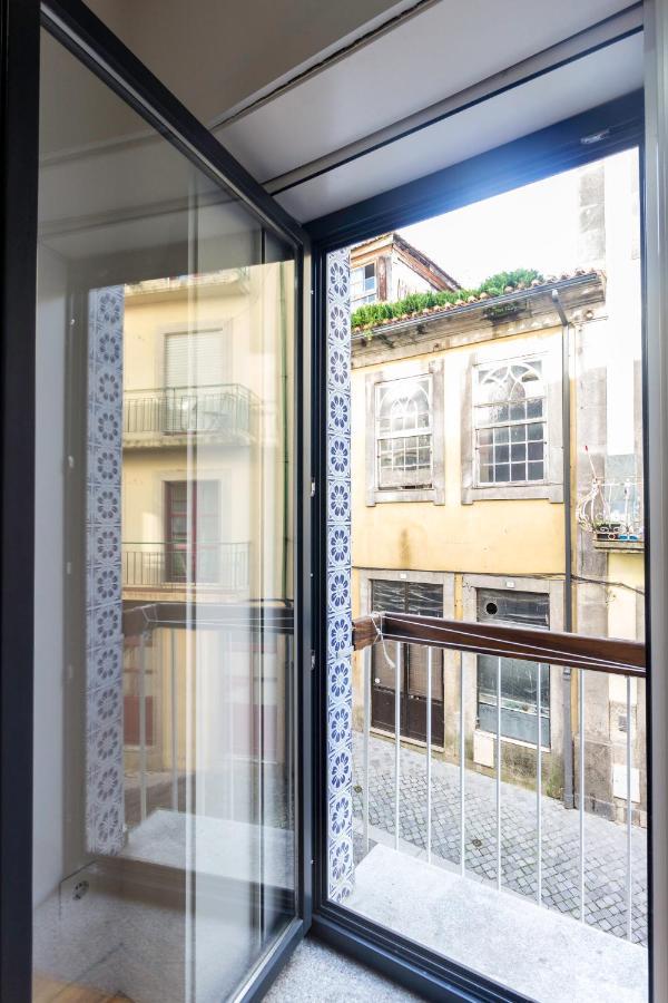 Guest H4U - Porto Batalha City Center Bagian luar foto